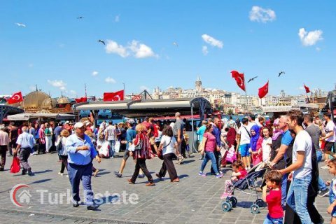Pros and cons of living in Turkey for foreigners