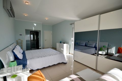 Penthouse for sale  in Kestel, Antalya, Turkey, 6 bedrooms, 264m2, No. 4941 – photo 25