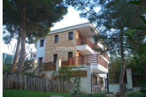 Villa for sale  in Izmir, Turkey, 4 bedrooms, 260m2, No. 9533 – photo 1
