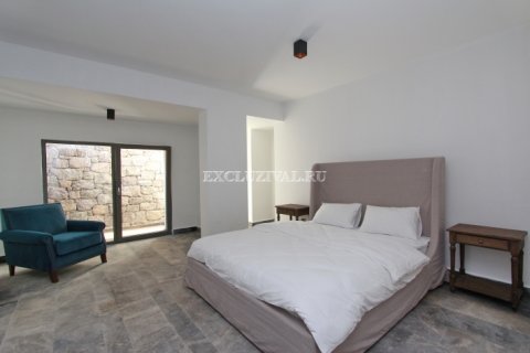 Villa for rent  in Bodrum, Mugla, Turkey, 5 bedrooms, 210m2, No. 9917 – photo 23