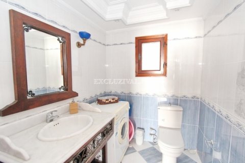 Villa for rent  in Bodrum, Mugla, Turkey, 4 bedrooms, 200m2, No. 9852 – photo 30