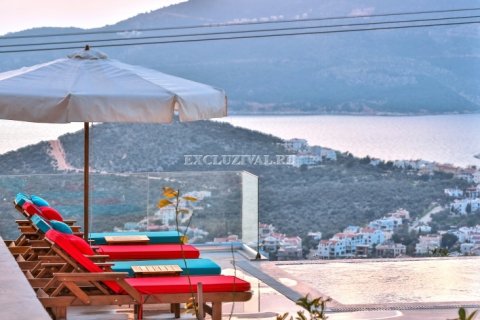 Villa for rent  in Kalkan, Antalya, Turkey, 5 bedrooms, 240m2, No. 9861 – photo 11