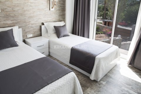 Villa for rent  in Bodrum, Mugla, Turkey, 4 bedrooms, 200m2, No. 9860 – photo 12