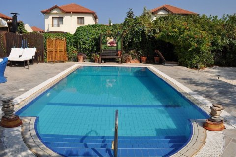 Villa for sale  in Alsancak, Girne, Northern Cyprus, 200m2, No. 13154 – photo 2