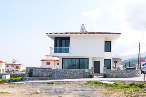 Villa for sale  in Alsancak, Girne, Northern Cyprus, 200m2, No. 12961 – photo 2