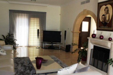 Villa for sale  in Esentepe, Girne, Northern Cyprus, 410m2, No. 12791 – photo 12