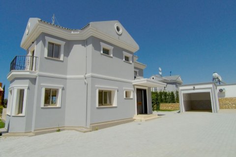 Villa for sale  in Girne, Northern Cyprus, 3 bedrooms, 242m2, No. 15821 – photo 9