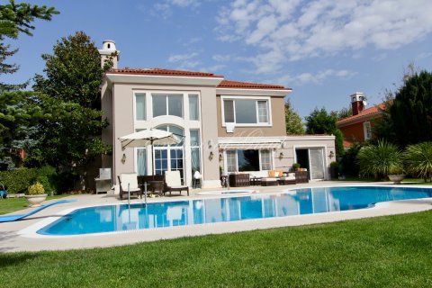 Villa for sale  in Istanbul, Turkey, 6 bedrooms, 350m2, No. 16260 – photo 2