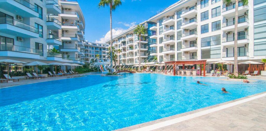 3+1 Apartment  in Alanya, Antalya, Turkey No. 21516