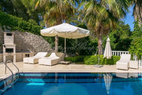 Villa for sale  in Kemer, Antalya, Turkey, 6 bedrooms, 300m2, No. 9891 – photo 1