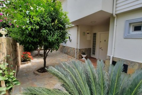 Villa for sale  in Tepe, Alanya, Antalya, Turkey, 4 bedrooms, 350m2, No. 25519 – photo 4