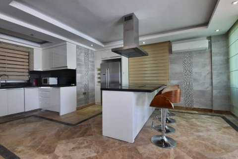 Villa for sale  in Kargicak, Alanya, Antalya, Turkey, 5 bedrooms, 220m2, No. 28563 – photo 14