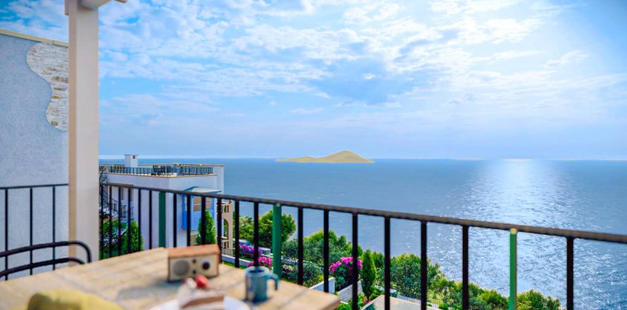 1+1 Apartment  in Bodrum, Mugla, Turkey No. 36577