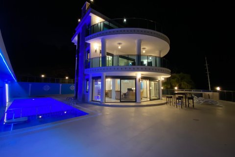 Villa for sale  in Kargicak, Alanya, Antalya, Turkey, 4 bedrooms, 350m2, No. 35252 – photo 9