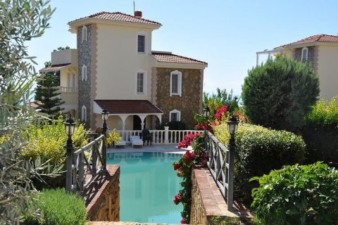 Villa for sale  in Avsallar, Antalya, Turkey, 4 bedrooms, 275m2, No. 36872 – photo 11