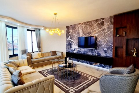 for sale  in Kargicak, Alanya, Antalya, Turkey, 5 bedrooms, 220m2, No. 37813 – photo 1