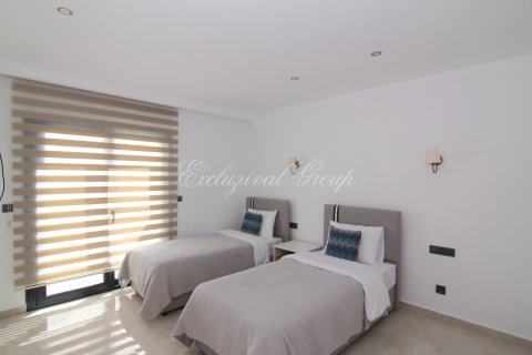 Apartment for rent  in Bodrum, Mugla, Turkey, 2 bedrooms, 130m2, No. 37509 – photo 15