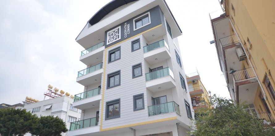4+1 Apartment  in Alanya, Antalya, Turkey No. 37734