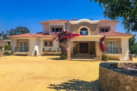Villa for sale  in Girne, Northern Cyprus, 4 bedrooms, 515m2, No. 48049 – photo 14