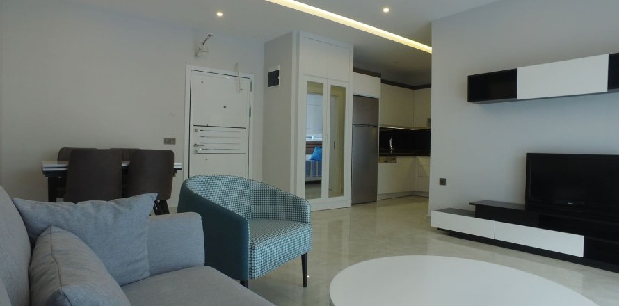 2+1 Apartment in Twin Towers, Mahmutlar, Antalya, Turkey No. 47766