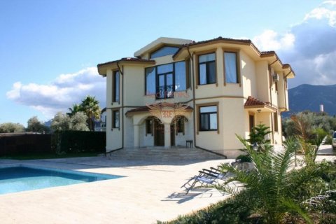 Villa for sale  in Girne, Northern Cyprus, 5 bedrooms, 450m2, No. 48114 – photo 1