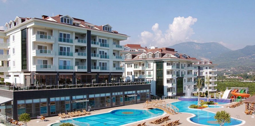 1+1 Apartment  in Oba, Antalya, Turkey No. 47956