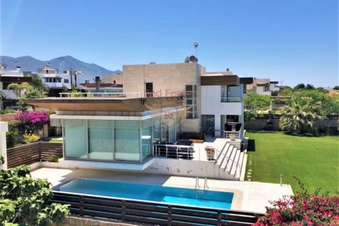 Villa for sale  in Girne, Northern Cyprus, 4 bedrooms, 434m2, No. 48590 – photo 1