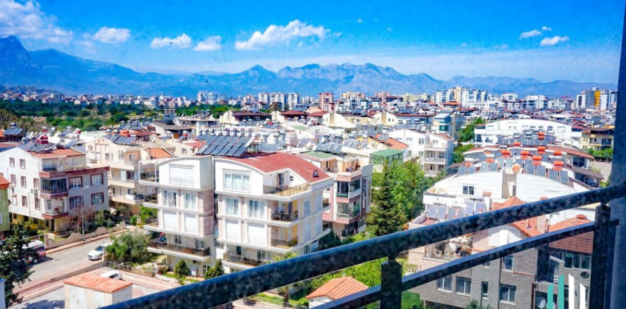 4+1 Apartment  in Antalya, Turkey No. 52756