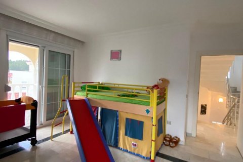 Villa for sale in Incekum, Antalya, Turkey, 4 bedrooms, 290m2, No. 51885 – photo 16