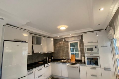 Villa for sale in Incekum, Antalya, Turkey, 4 bedrooms, 290m2, No. 51885 – photo 20