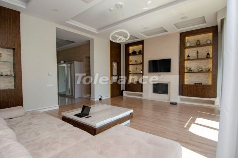 Villa for sale  in Antalya, Turkey, 4 bedrooms, 320m2, No. 60490 – photo 2