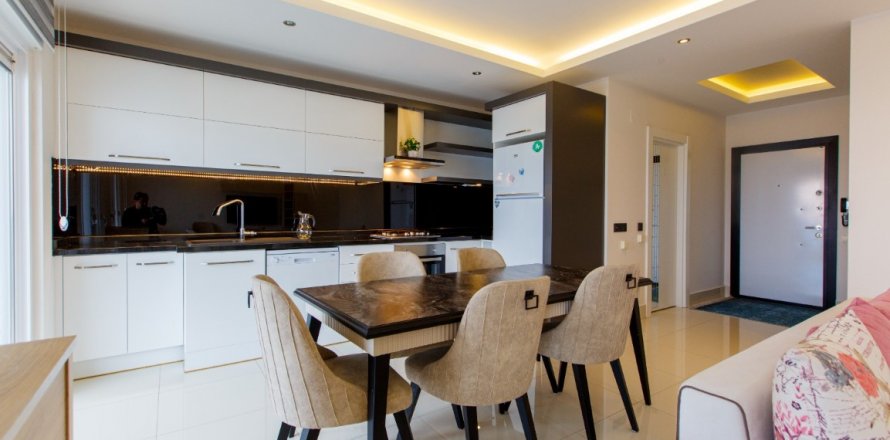 2+1 Apartment  in Alanya, Antalya, Turkey No. 58878