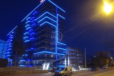 Konak Twin Tower Residence &#8212; стильные квартиры на первой линии  in Alanya, Antalya, Turkey No.56035 – photo 3