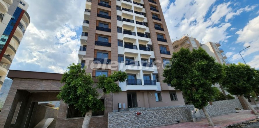 3+1 Apartment  in Antalya, Turkey No. 16265