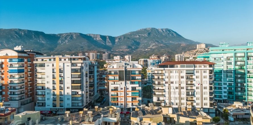 1+1 Apartment  in Mahmutlar, Antalya, Turkey No. 59332