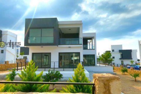 Villa for sale  in Catalkoy, Girne, Northern Cyprus, 3 bedrooms, 230m2, No. 63155 – photo 2