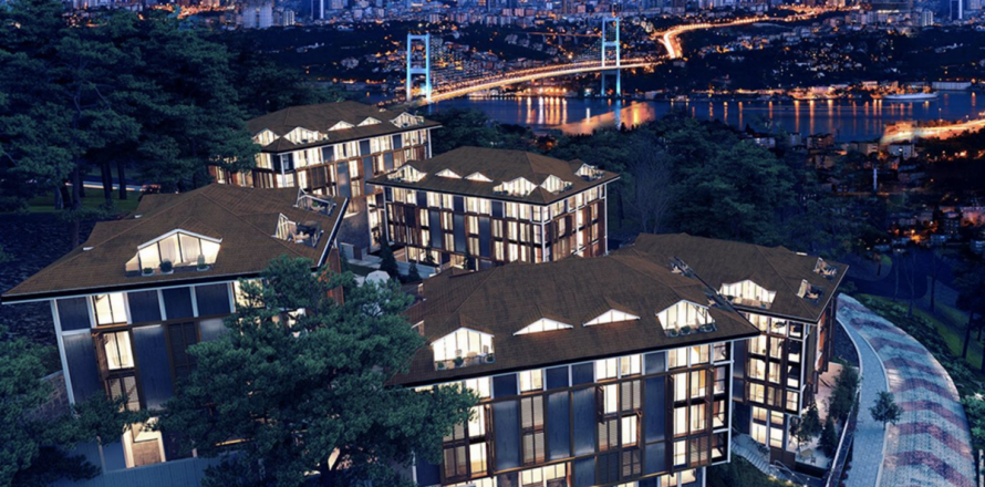 4+1 Apartment  in Üsküdar, Istanbul, Turkey No. 65916