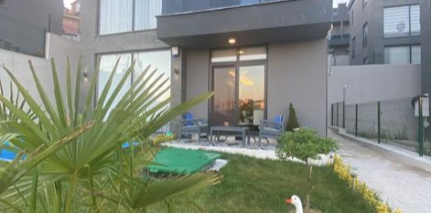 4+1 Villa  in Tuzla, Istanbul, Turkey No. 65523
