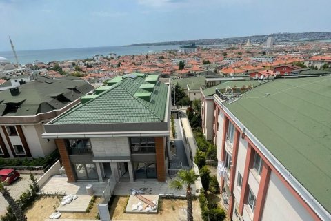 Villa for sale  in Bueyuekcekmece, Istanbul, Turkey, 3 bedrooms, 190m2, No. 65149 – photo 1