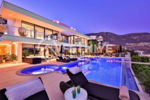 Villa for sale  in Kalkan, Antalya, Turkey, 4 bedrooms, 220m2, No. 69416 – photo 1