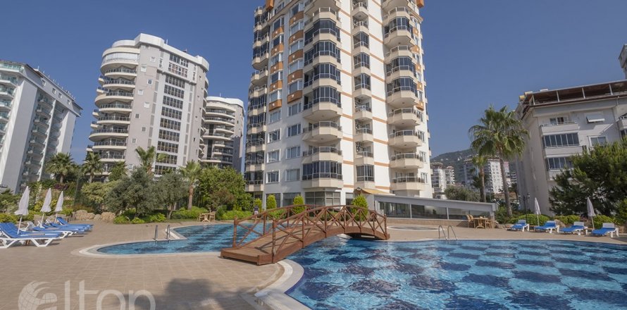2+1 Apartment  in Cikcilli, Antalya, Turkey No. 70353