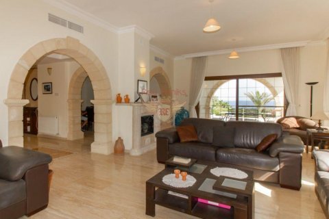 Villa for sale  in Girne, Northern Cyprus, 4 bedrooms, 250m2, No. 71282 – photo 6