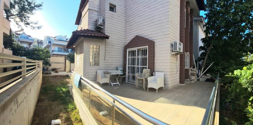 4+1 Villa  in Marmaris, Mugla, Turkey No. 70906