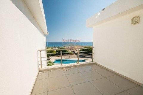 Apartment for sale  in Girne, Northern Cyprus, 3 bedrooms, 200m2, No. 71193 – photo 23