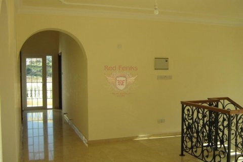 Villa for sale  in Girne, Northern Cyprus, 4 bedrooms, 330m2, No. 71252 – photo 14