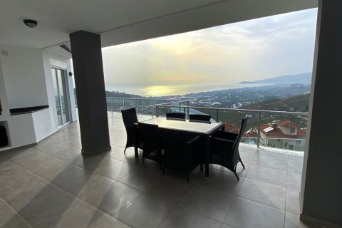 Villa for sale  in Kargicak, Alanya, Antalya, Turkey, 5 bedrooms, 520m2, No. 70950 – photo 1
