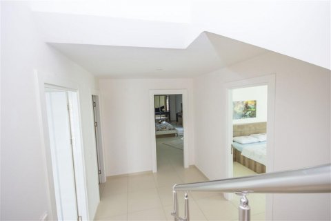 Apartment for sale  in Kestel, Antalya, Turkey, 4 bedrooms, 250m2, No. 71340 – photo 9