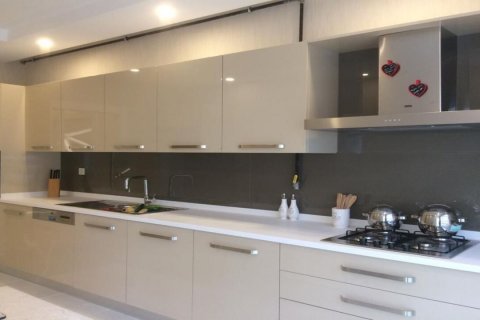 Apartment for sale  in Beylikduezue, Istanbul, Turkey, 2 bedrooms, 131m2, No. 71522 – photo 1