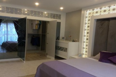 Apartment for sale  in Beylikduezue, Istanbul, Turkey, 6 bedrooms, 255m2, No. 71531 – photo 3