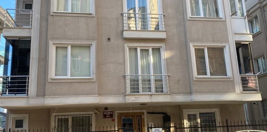 2+1 Apartment  in Sisli, Istanbul, Turkey No. 70181